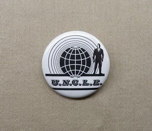 Man From U.N.C.L.E. Clásico Logo Botón 1.25" Pinback TÍO Espía TV 60s Repro - Imagen 1 de 3