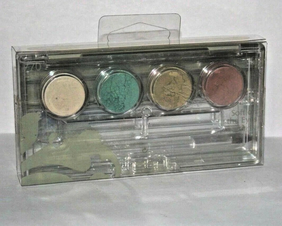 REVLON SOFT  ON THE EYES EYESHADOW  loose shadow  CHOOSE your color - Image 1 of 1