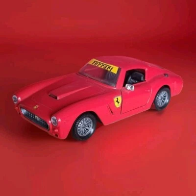 Ferrari 250 GT Hot Wheels - MATTEL Scala 1/25 - Immagine 1 di 4
