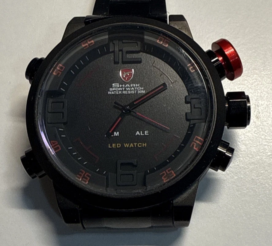 Reloj Hombre Cuarzo SHARK DS011S, Batería Nueva, Resistente al Agua, Excelente Estado   Foto 1 de 4