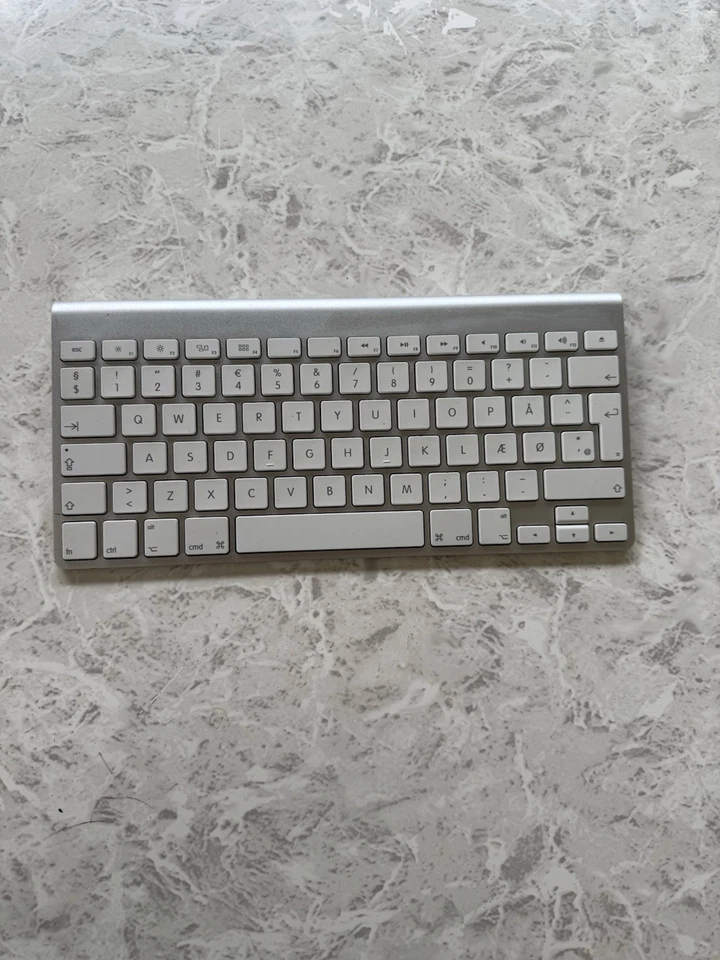 Apple Magic Tastiera Bluetooth - Immagine 1 di 3