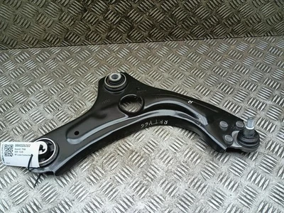 Brazo de control inferior delantero derecho horquilla renault clio 545002446r mk5 ph1 2019-2025 Foto 1 de 4