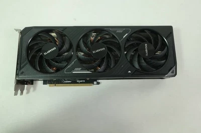 TARJETA GRÁFICA GIGABYTE RTX 5070 WINDFORCE SFF | GV-N5070WF3-12GD | 12GB GDDR7 Foto 1 de 4