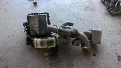 Conjunto de filtro de aire usado se adapta a: Ford Expedition 2013 5,4 L 3 V desde el 15/02/10 grado Foto 1 de 4