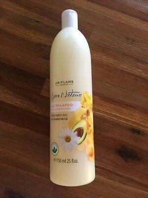 Champú Oriflame Love Nature 2 en 1 para todo tipo de cabello aguacate 🥑 aceite y manzanilla Foto 1 de 4