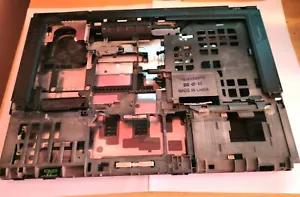 Lenovo ThinkPad T400 plastica inferiore e gabbia 42X4854 - Foto 1 di 2