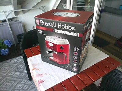 Russell Hobbs Retro Espresso Siebträgermaschine 15Bar Espressomaschine Milchdüse - Bild 1 von 4