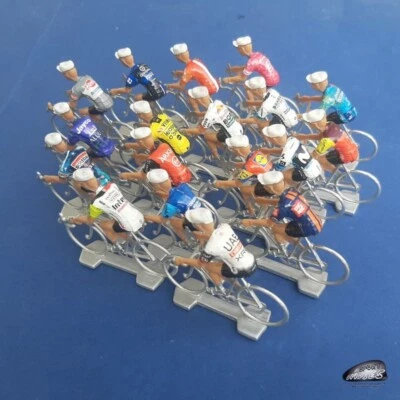 COFALU Année 2025 World Teams - 18 cyclistes miniatures Tour de france - Cycling figure