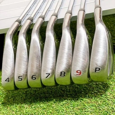 Nike SLING SHOT TOUR Iron set 7pcs 4-PW Dynamic Gold R300 Flex R - Image 1 of 4