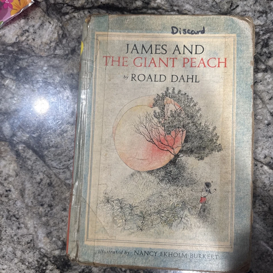 James and the Giant Peach by Roald Dahl (1961) 1st Edition- 2nd State w/DUSTJACK Foto 1 de 4