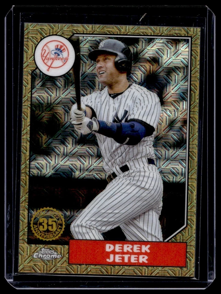 2022 Topps Update 1987 Chrome Silver Pack Gold Derek Jeter 23/50 New York - Image 1 of 2