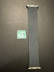 Apple Watch Braided Solo Loop 45mm (42/44/49) Genuine OEM Abyss Blue Size 8 Used - Photo 1 sur 7