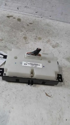 Interruptor selector de aire acondicionado usado se adapta a: Nissan Quest 2013 con control de temperatura de triple zona Foto 1 de 4