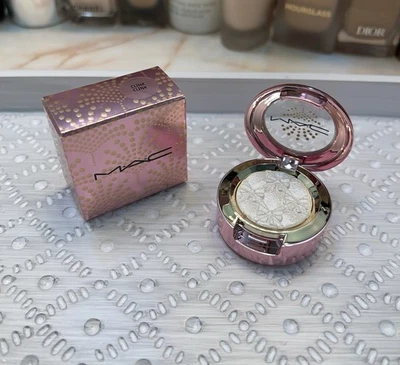 MAC ~ ‘CLINK CLINK’ Sparkler Eye Shadow ~ RARE & HTF ~ NIB - Image 1 of 4