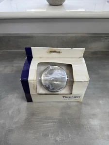 Original Triumph Tankdeckel 31671 - Neu einige leichte Kratzer - Bild 1 von 8