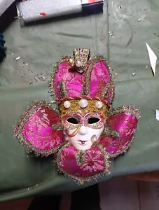 Carnival mask/Jester wall art pinks & gold & Pearls - Picture 1 of 8