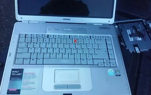 HP Compaq c508us presario LAPTOP KEYBOARD SINGLE REPLACEMENT KEYS KEYCAPS - Picture 1 of 3