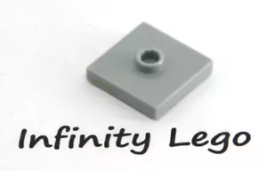 12 LEGO Light Bluish Grey Plate, Tile 2x2 w/ Centre Stud (23893 87580) 12 Pieces - Bild 1 von 1