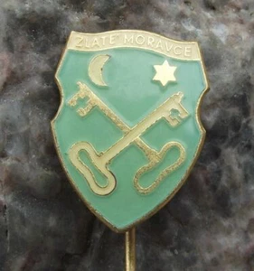 Antique Zlate Moravce Town Slovakia Heraldic Crest Keys Coat of Arms Pin Badge - Picture 1 of 2