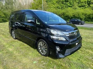 2014 Toyota Vellfire, Black 2.4ltr, 7 seater, Golden Eyes 2 Edition, GRADE 4.5 - Picture 1 of 20