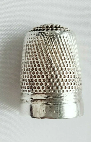 Silver THIMBLE ~ Charles Horner ~ PAT 6 ~ Sterling Silver Steel Lined Cover