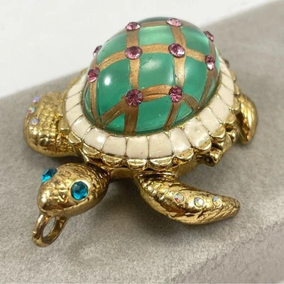 Colar medalhão Betsey Johnson vintage tartaruga marinha vidro pérola estrela do mar caixa água - Imagem 1 de 4