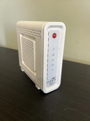 ARRIS Surfboard SB6141 DOCSIS 3.0 Cable Modem with Power Supply - Image 1 of 4