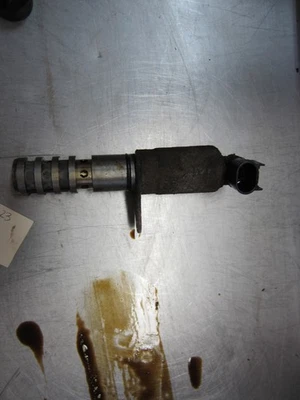 Variable Valve Timing Solenoid For 03-04 Chevrolet Trailblazer  4.2 - Image 1 of 4