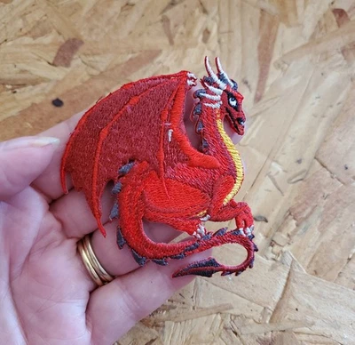 Dragón - Rojo - Serpiente Alada - Fuego - Mitología - Hierro Bordado en Parche  Foto 1 de 2