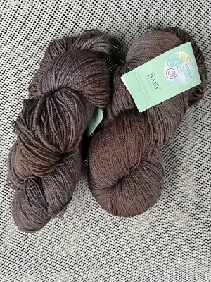 Dream In Color Baby Lace Weight Cocoa Kiss 700 Yds Each Lot Of 2 - Imagem 1 de 2