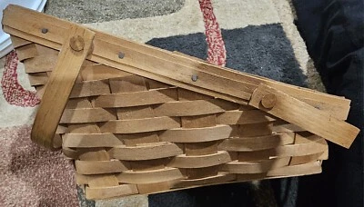 1987 Signed Handwoven Longaberger Angled Veggie Basket W/Swinging Handles E77 - Image 1 of 4