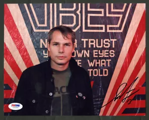Shepard Fairey SIGNIERTES 8x10 Foto OBEY GIANT ARTIST PEACE PSA/DNA HANDSIGNIERT - Bild 1 von 1
