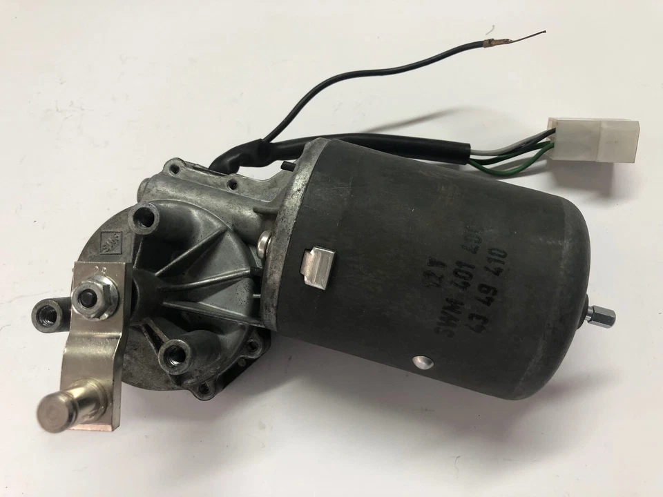 Scheinwerferhebermotor links für Lancia Stratos — 第 1/1 张图片