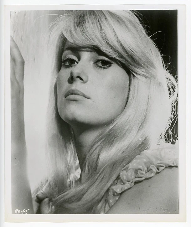 Repulsion 1965 UK 8 x 10 Press Photo Evil Blond Catherine Deneuve Stares At You - Image 1 of 1
