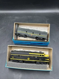 Athearn Menge 2 Züge - Miniatur Ho Scale Pennsylvania Lokomotive Set. - Bild 1 von 18