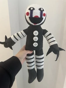 Marionette plush FNAF inspired, Puppet FNAF plush, handmade soft doll, 16 Inch - Foto 1 di 3