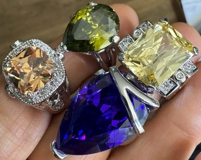 Lote de 4 Anillos de Cóctel Circonita Cúbica en Plata Rodio Talla 8 Alta Calidad NUEVO Foto 1 de 4