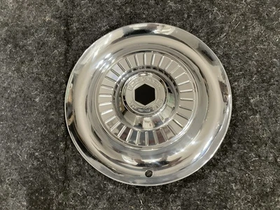 Juego de 1 tapacubos Packard Clipper 15" años 50 vintage, original, buen estado Foto 1 de 4