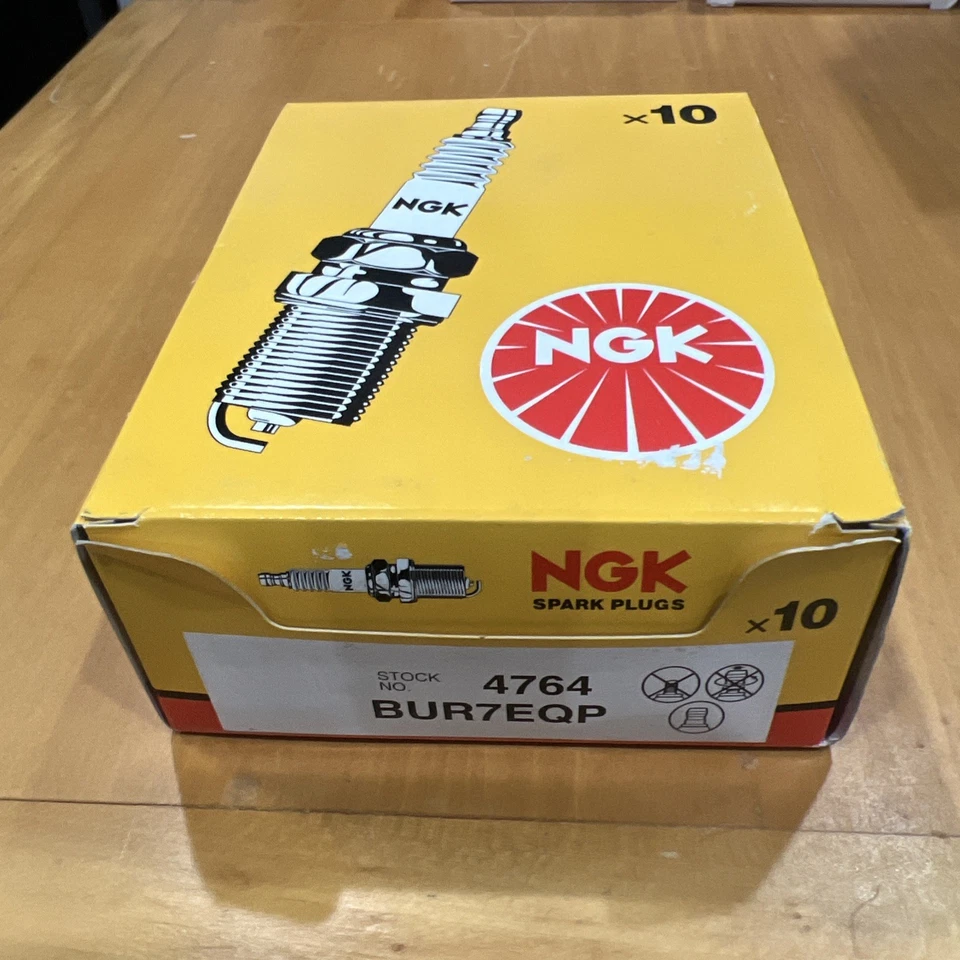 Bujía láser platino NGK 4764 BUR7EQP para Mazda RX-7 caja de 10 Foto 1 de 1