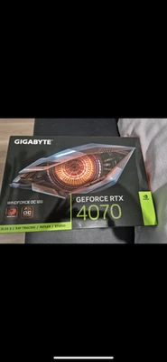 carte graphique RTX 4070 en très bon état avec sa boîte. - Photo 1/4