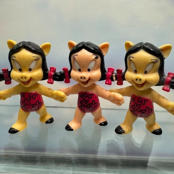 Boneco de PVC 1991 McDonald's Looney Tunes Super Heroes Petúnia (3) pacote - Imagem 1 de 4