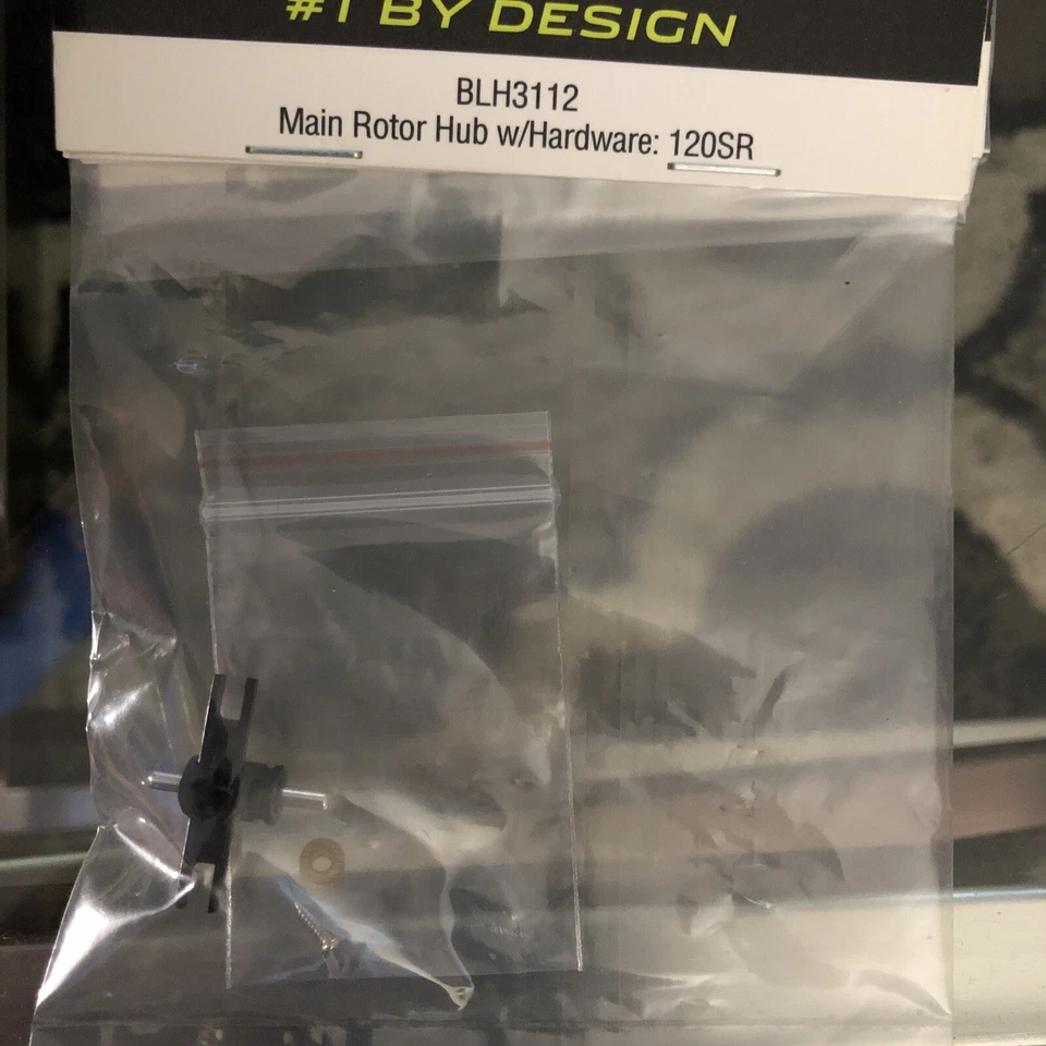 Blade BLH3112 Main Rotor Hub w/ Hardware 120 SR • - Image 1 of 1
