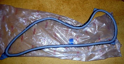 Chevrolet Spectrum 1985-86 2 puertas LH cuarto trasero ventana resistente al clima NOS 94135016 Foto 1 de 4