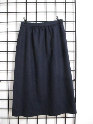 FALDA VINTAGE BURBERRY / ITALIA 🌸 42 / 0 / 2 / 25" CINTURA==AZUL GRIS / CUPRO Foto 1 de 4