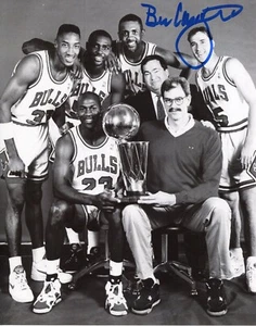 BILL CARTWRIGHT Chicago Bulls NBA Champs Signed Group Photo & Jordan COA - Picture 1 of 3