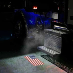 Proyector de bandera de EE. UU. Luz de puerta LED, lado del conductor se adapta a Kenworth, Peterbilt - Imagen 1 de 4