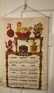 Toalla calendario de ropa de cocina vintage 1966 colgante de pared cocina de campo nido de gallina - Imagen 1 de 6