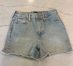 Gap Mom Jean Shorts Girls Size 10 High Rise Adjustable Light Wash Denim - Picture 1 of 3