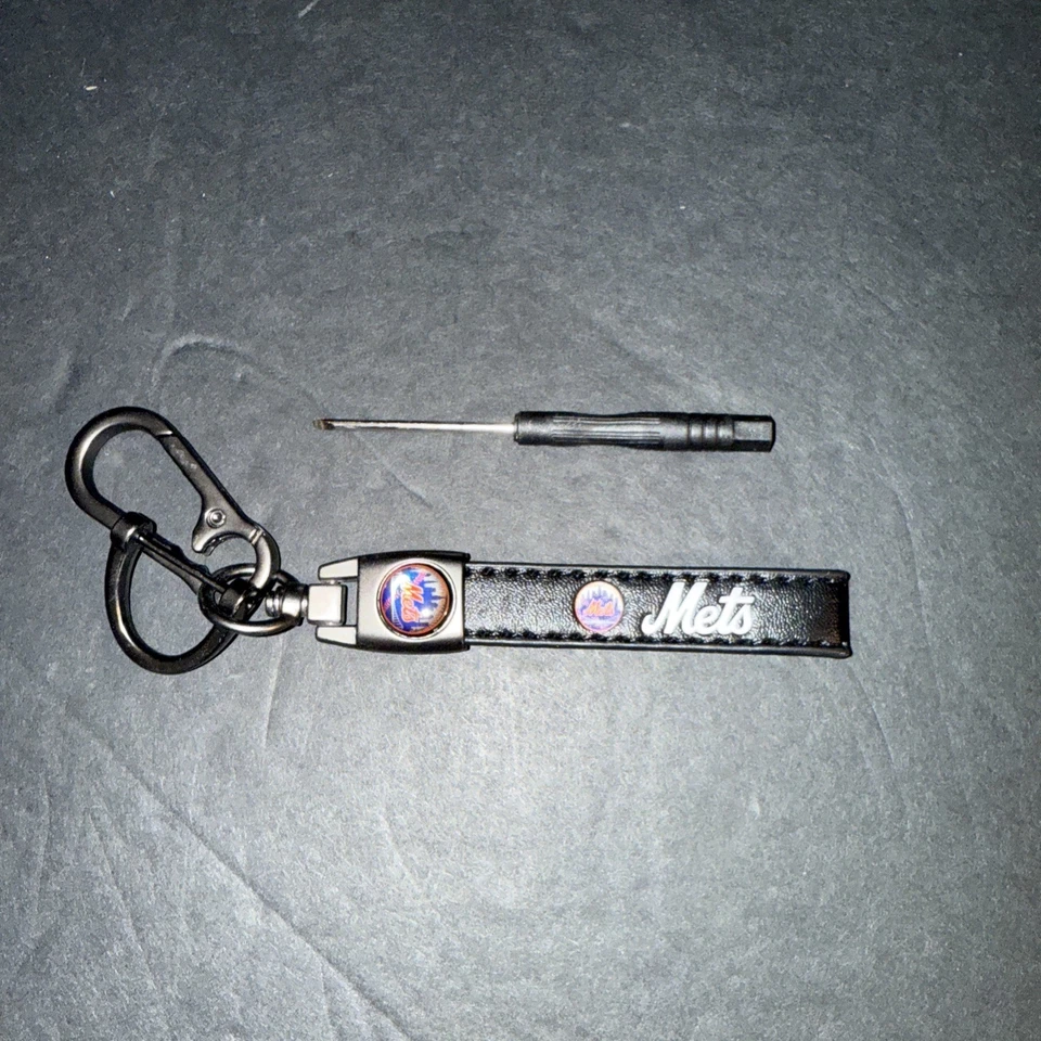 New York Mets Keychain / Fob Holder Baseball MLB - Image 1 of 1
