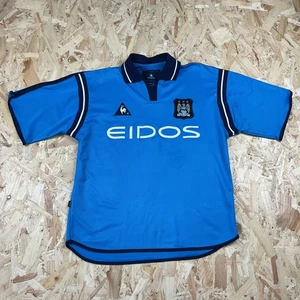 Camiseta de fútbol local pequeña vintage 2001 2002 Manchester City Le Coq Sportif - Imagen 1 de 5